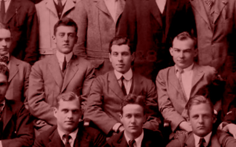 哈佛秘密法庭发生了什么？