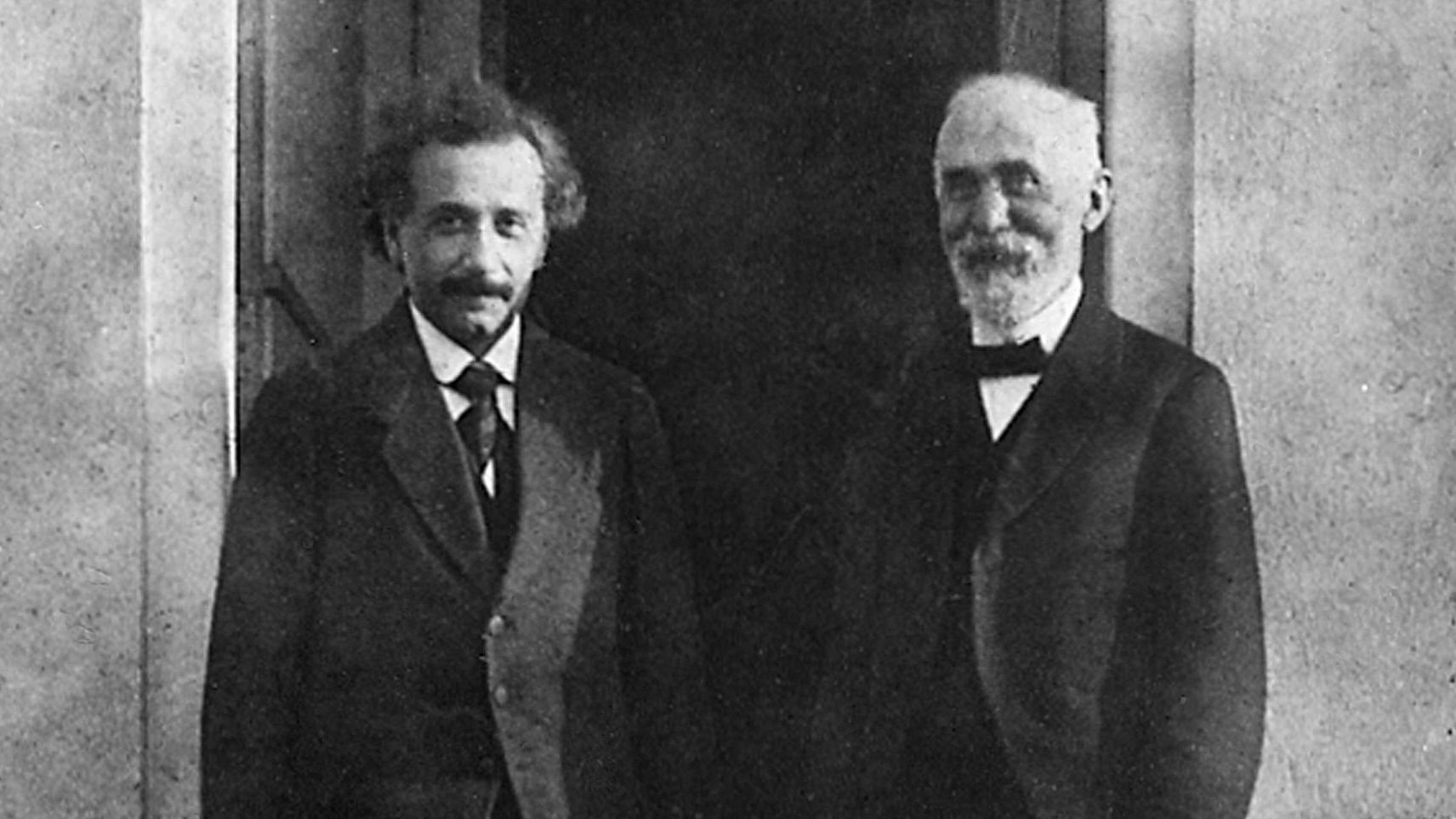 Wer hat die Lorenz-Lorentz-Gleichung entdeckt?