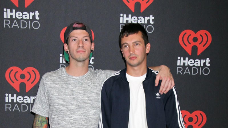 كم عدد ألبومات الذهب التي يمتلكها Twenty One Pilots؟