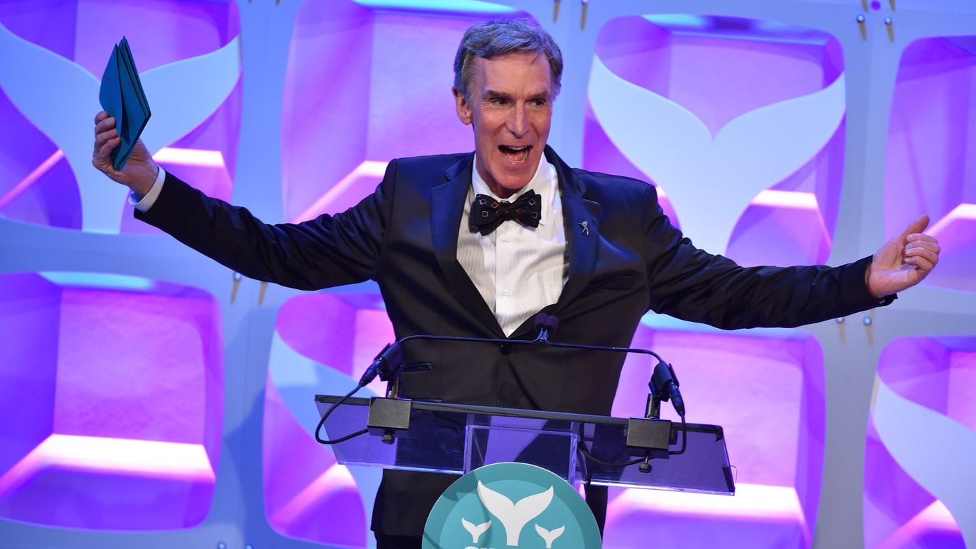 ماذا اخترع بيل ناي لـ 747 طائرة؟