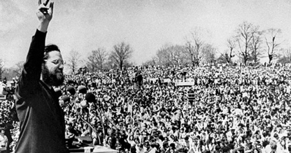 كيف حاول الشريك المؤسس ليوم الأرض الابتعاد عن جريمة القتل؟