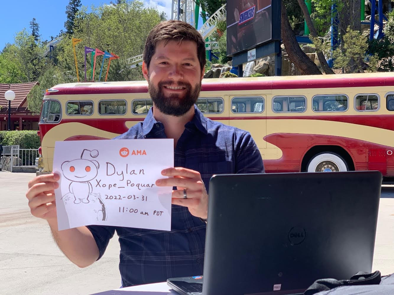 Comment un Californien a-t-il réussi à maîtriser sa dette en mangeant au Six Flags ?